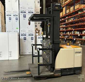 Vertical order pickers 2017  Crown SP4020-30 (8)