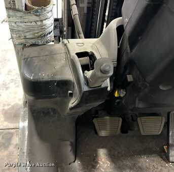 Propane Forklifts 2015  Unicarriers PF50 (31)