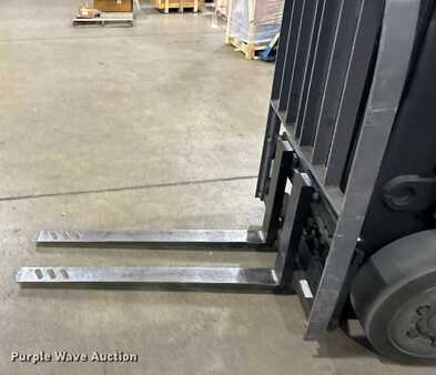 4 Wheels 2012  Crown FC4525-50 (10)
