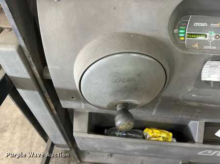 Vertical order pickers 2017  Crown SP4050-30 (31)