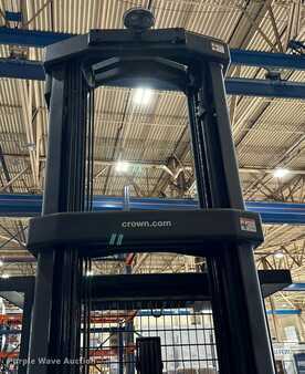Vertical order pickers 2017  Crown SP4050-30 (38)