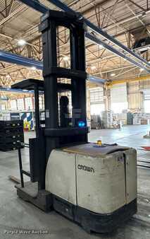 Vertical order pickers 2017  Crown SP4050-30 (7)