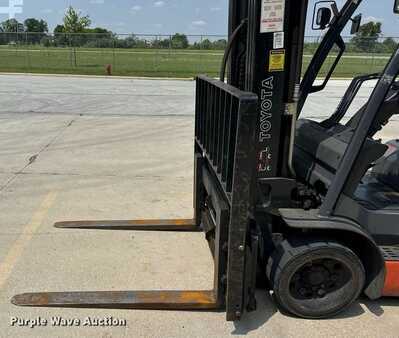 Propane Forklifts 2018  Toyota 8FGCU32 (10)