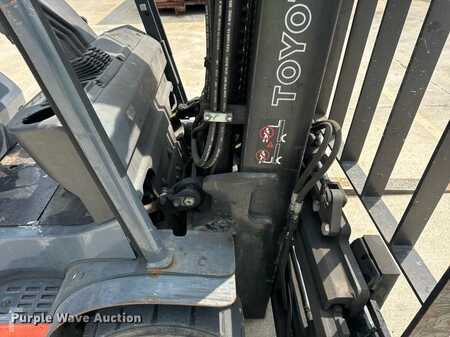 Propane Forklifts 2018  Toyota 8FGCU32 (19)