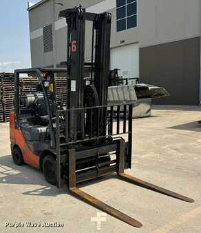 Propane Forklifts 2018  Toyota 8FGCU32 (3)