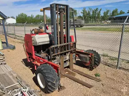 Montacargas diésel 2001  Moffett M5000 (3)