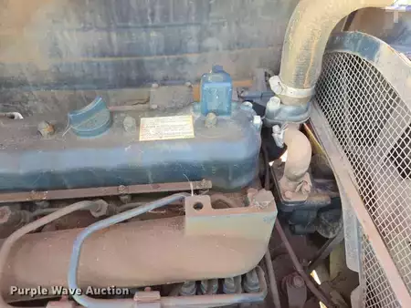 Montacargas diésel 2001  Moffett M5000 (35)