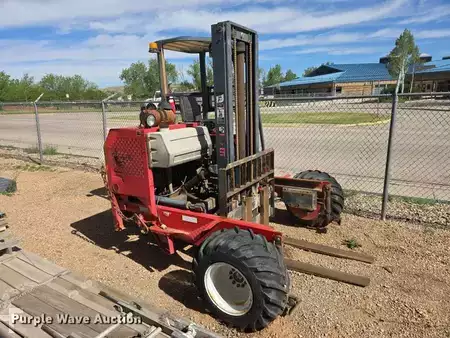 Montacargas diésel 2001  Moffett M5000 (4)