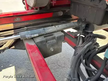 Diesel Forklifts 2017  Moffett M8 (12)