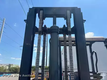 Diesel Forklifts 2017  Moffett M8 (16)