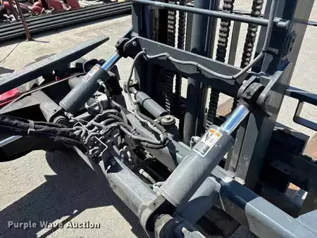 Diesel Forklifts 2017  Moffett M8 (30)