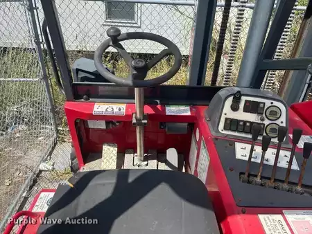 Diesel Forklifts 2017  Moffett M8 (33)