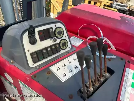 Diesel Forklifts 2017  Moffett M8 (36)