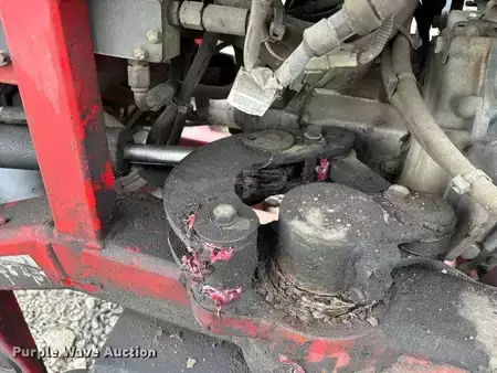 Diesel Forklifts 2003  Moffett M5500 (10)