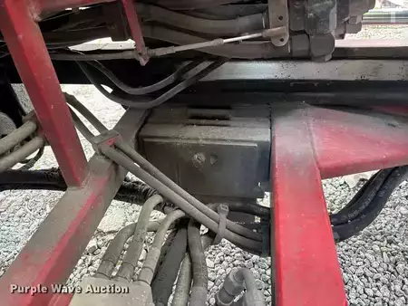 Diesel Forklifts 2003  Moffett M5500 (12)