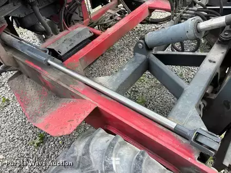 Diesel Forklifts 2003  Moffett M5500 (17)