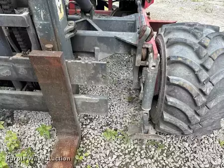 Diesel Forklifts 2003  Moffett M5500 (19)