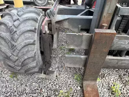 Diesel Forklifts 2003  Moffett M5500 (20)