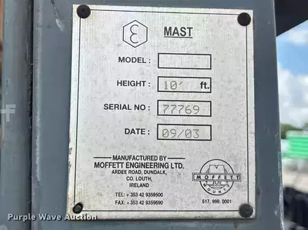 Diesel Forklifts 2003  Moffett M5500 (25)