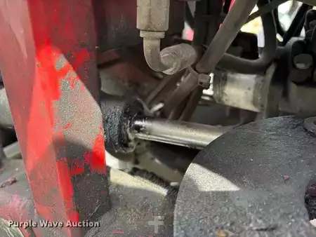 Diesel Forklifts 2003  Moffett M5500 (26)