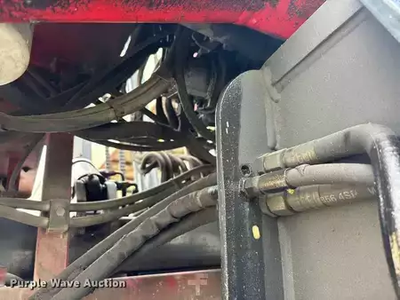 Diesel Forklifts 2003  Moffett M5500 (28)