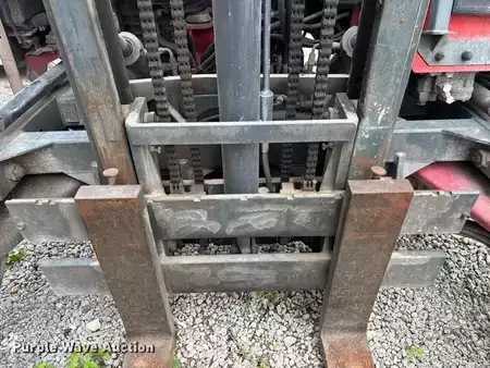 Diesel Forklifts 2003  Moffett M5500 (31)