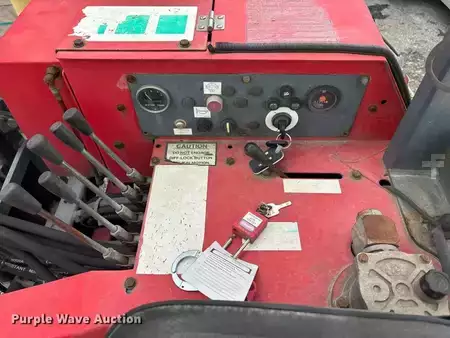 Diesel Forklifts 2003  Moffett M5500 (36)