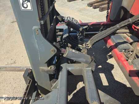 Diesel Forklifts 2015  Moffett M8 (20)