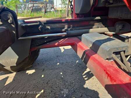 Diesel Forklifts 2015  Moffett M8 (22)