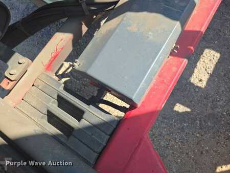 Diesel Forklifts 2015  Moffett M8 (26)