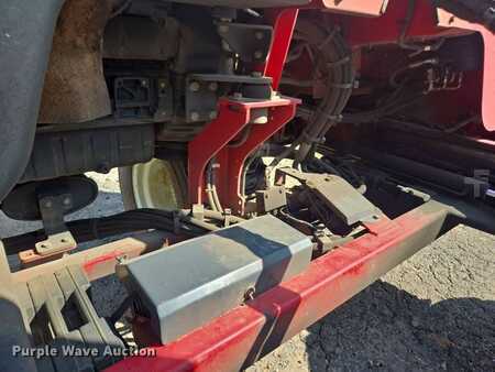 Diesel Forklifts 2015  Moffett M8 (27)
