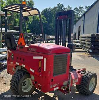Diesel Forklifts 2015  Moffett M8 (5)