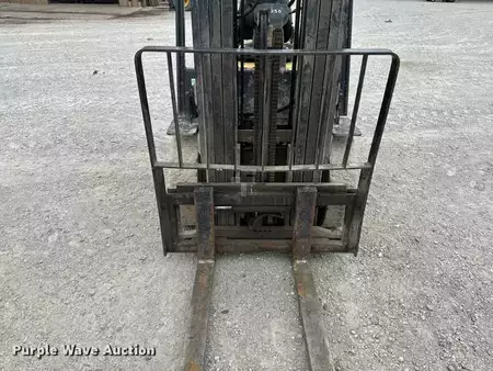 Montacargas GLP - Doosan G25E-3 (17)