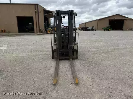 Montacargas GLP - Doosan G25E-3 (2)