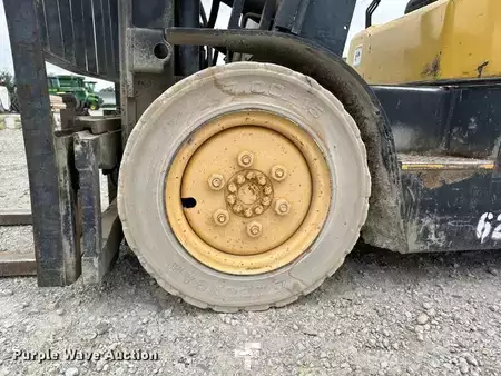 Montacargas GLP - Doosan G25E-3 (40)