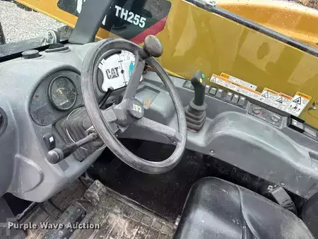 Manipulador Telescópico fijo 2012  CAT Lift Trucks TH255 (29)