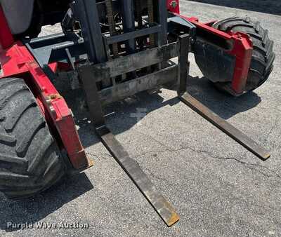 Diesel Forklifts - Moffett M55 (17)