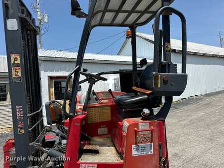 Diesel Forklifts - Moffett M55 (30)