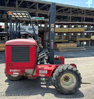 Diesel Forklifts - Moffett M55 (4)