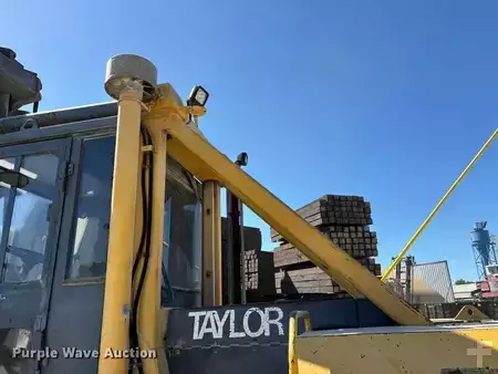 Diesel Forklifts 1999  Taylor THD300 (23)