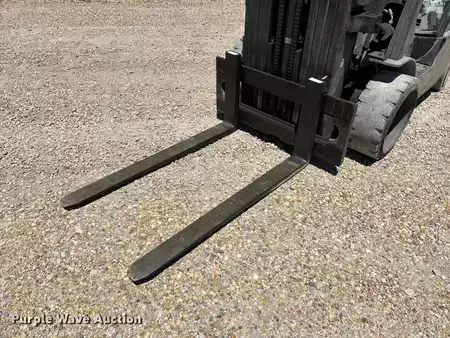 Propane Forklifts 2012  Nissan PF80YLP (15)