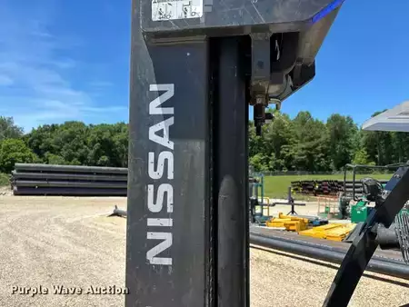 Propane Forklifts 2012  Nissan PF80YLP (9)