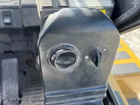 Montacargas diésel - CAT Lift Trucks DP70N (36)