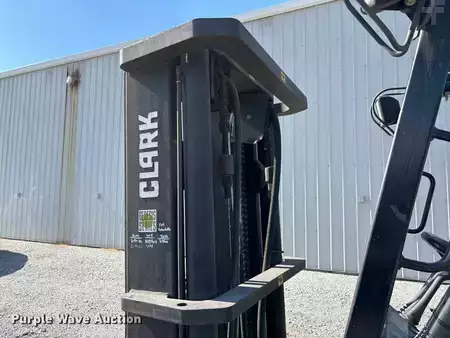 Propane Forklifts - Clark CGP40 (11)