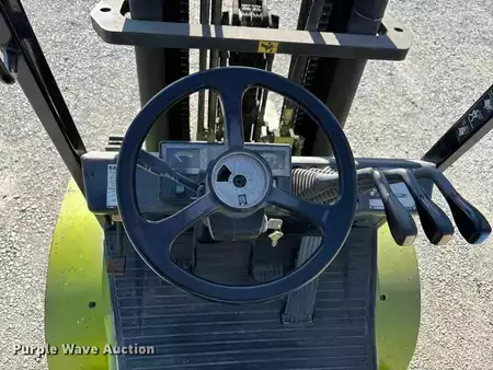 Propane Forklifts - Clark CGP40 (27)