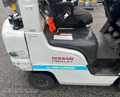 Propane Forklifts 2015  Nissan PFS40 (17)