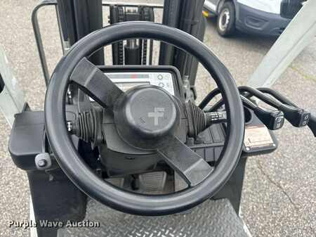 Propane Forklifts 2015  Nissan PFS40 (21)