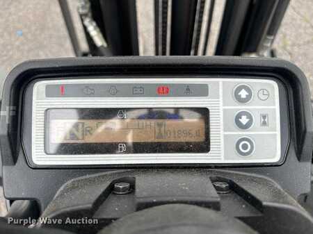 Propane Forklifts 2015  Nissan PFS40 (24)