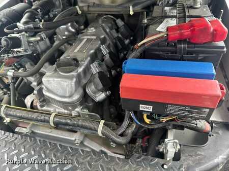 Propane Forklifts 2015  Nissan PFS40 (32)