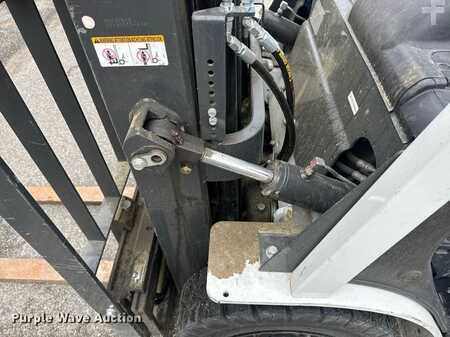 Propane Forklifts 2019  Unicarriers 50 (15)